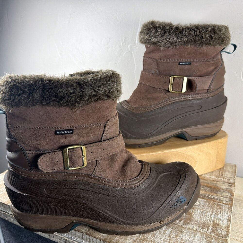 The North Face Winter Boots Faux Fur Chilkat Women’s Boots Size 10